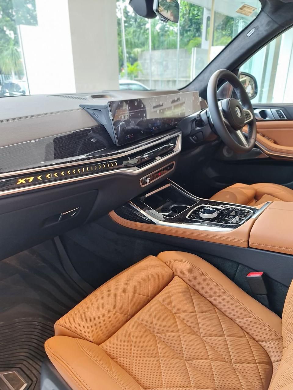 BMW GIIAS 2025 peluncuran<br />
New BMW X3 rakitan lokal Harga<br />
Promo BMW Akhir Tahun Jakarta<br />
BMW Jakarta Auto Week 2024<br />
